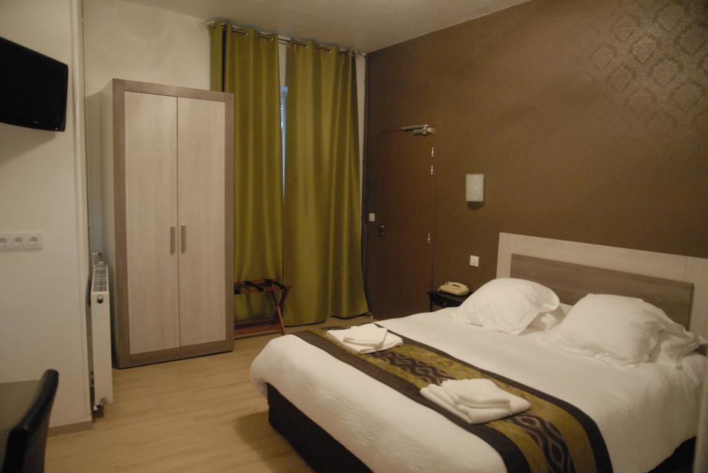 Logis Grand Hotel Pelisson Nontron Pokój zdjęcie