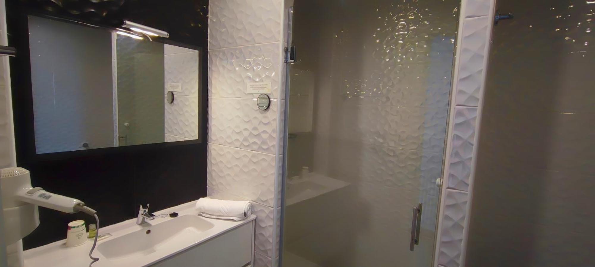 Logis Grand Hotel Pelisson Nontron Zewnętrze zdjęcie