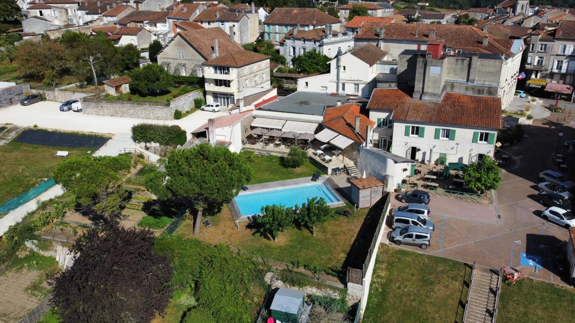 Logis Grand Hotel Pelisson Nontron Zewnętrze zdjęcie