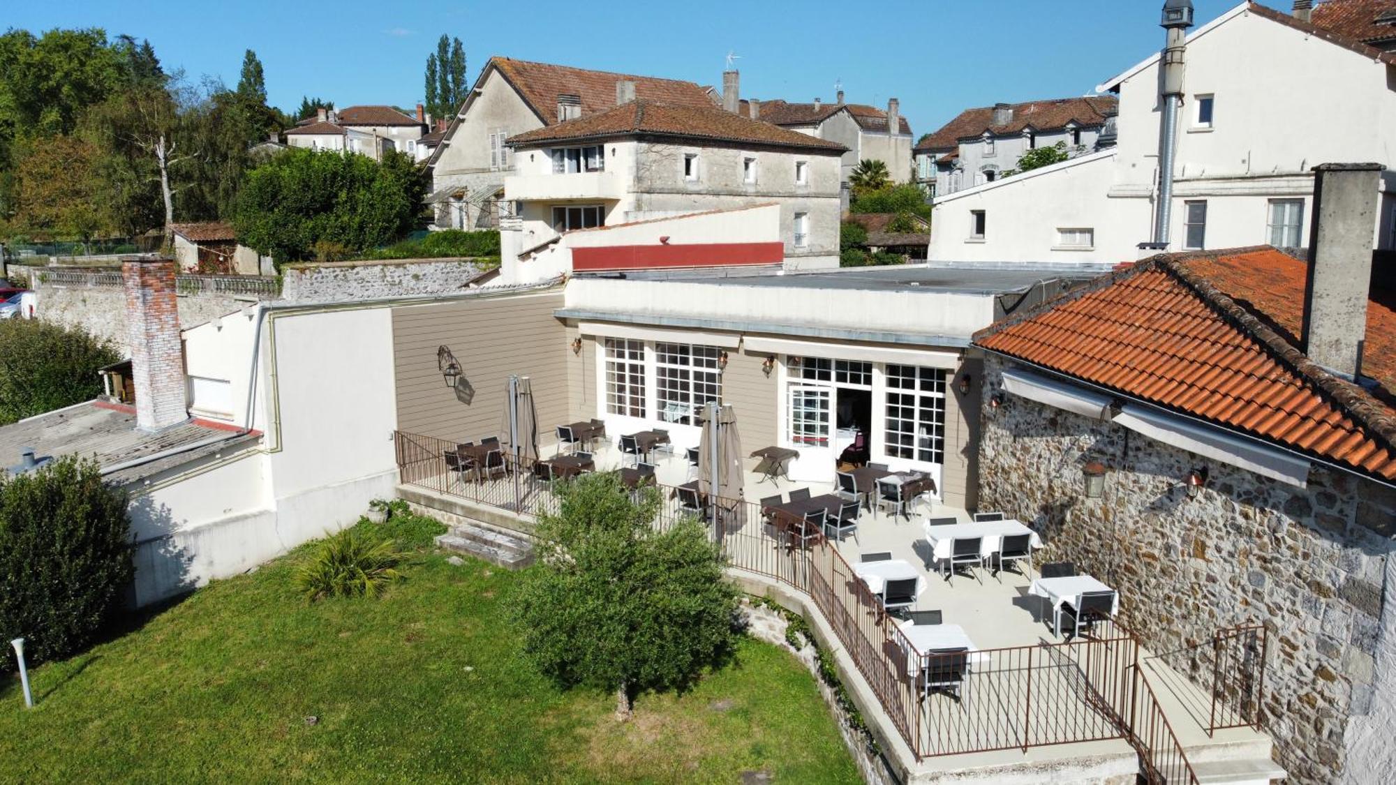 Logis Grand Hotel Pelisson Nontron Zewnętrze zdjęcie