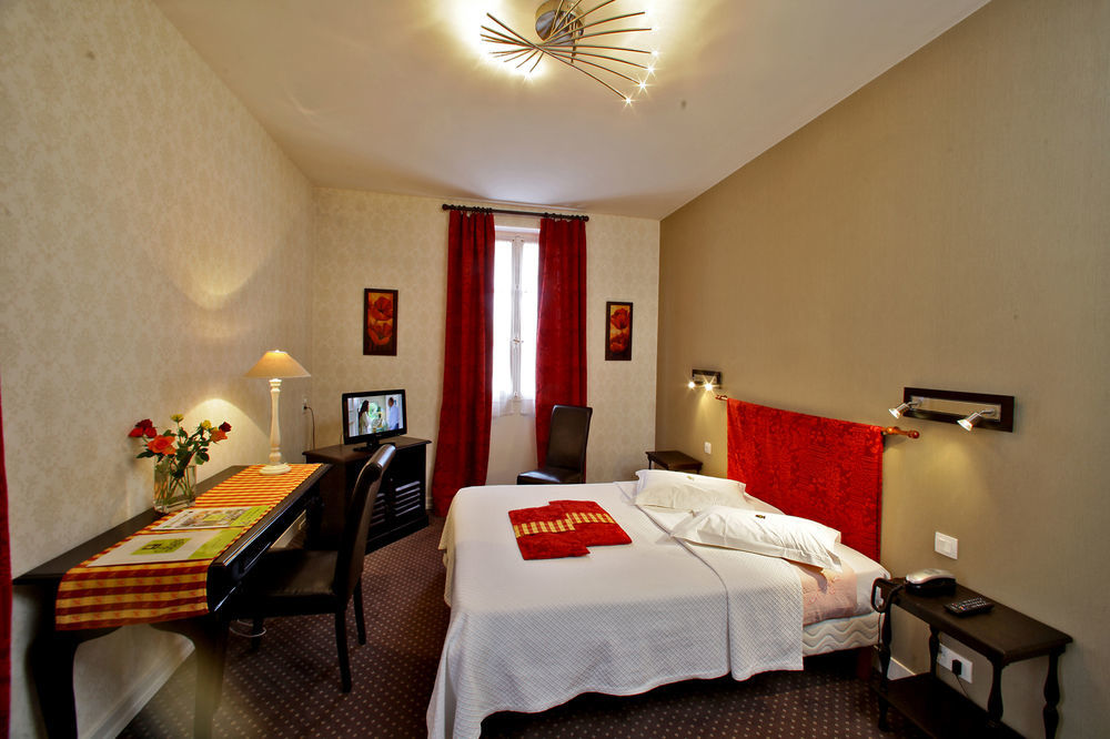 Logis Grand Hotel Pelisson Nontron Zewnętrze zdjęcie
